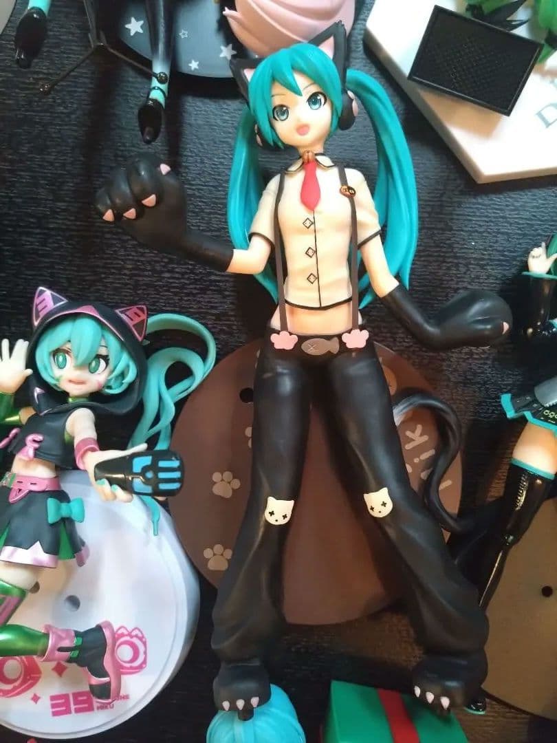 初音ミク　フィギュア