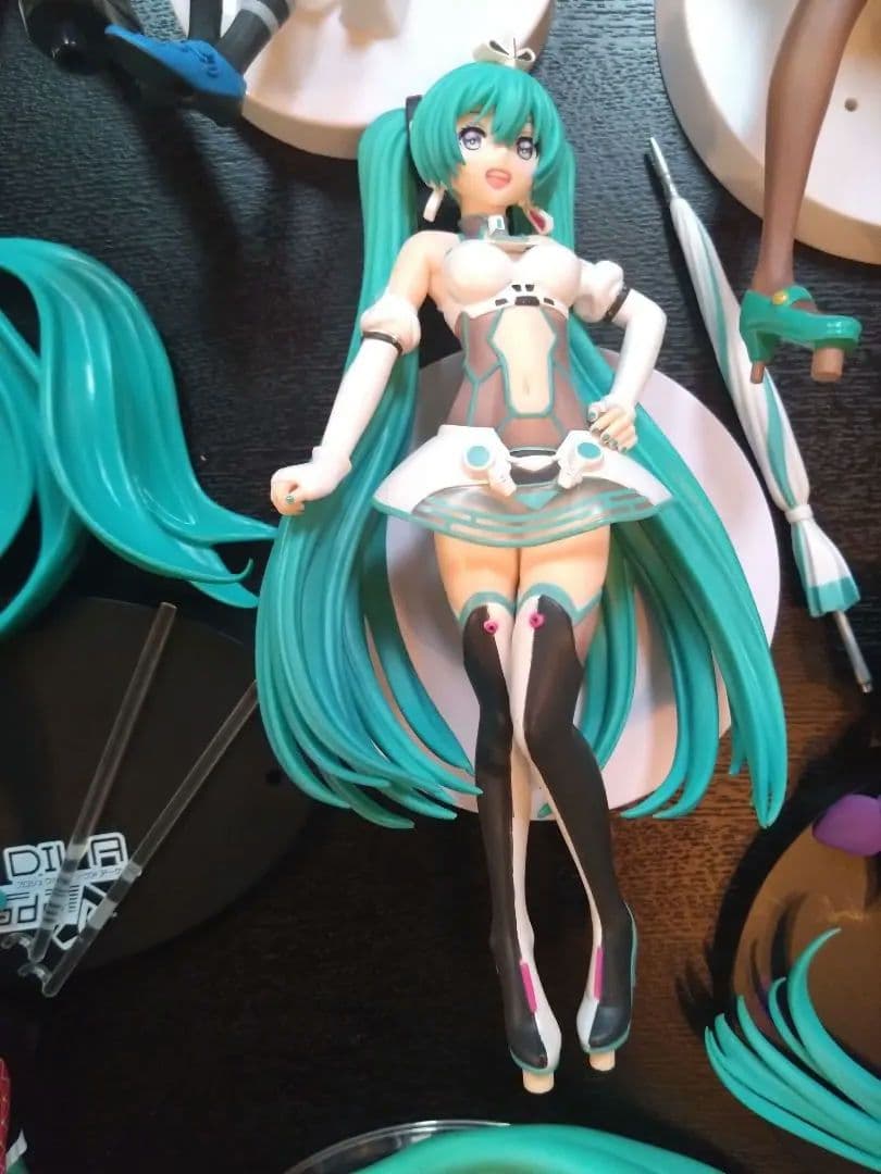 初音ミク　フィギュア