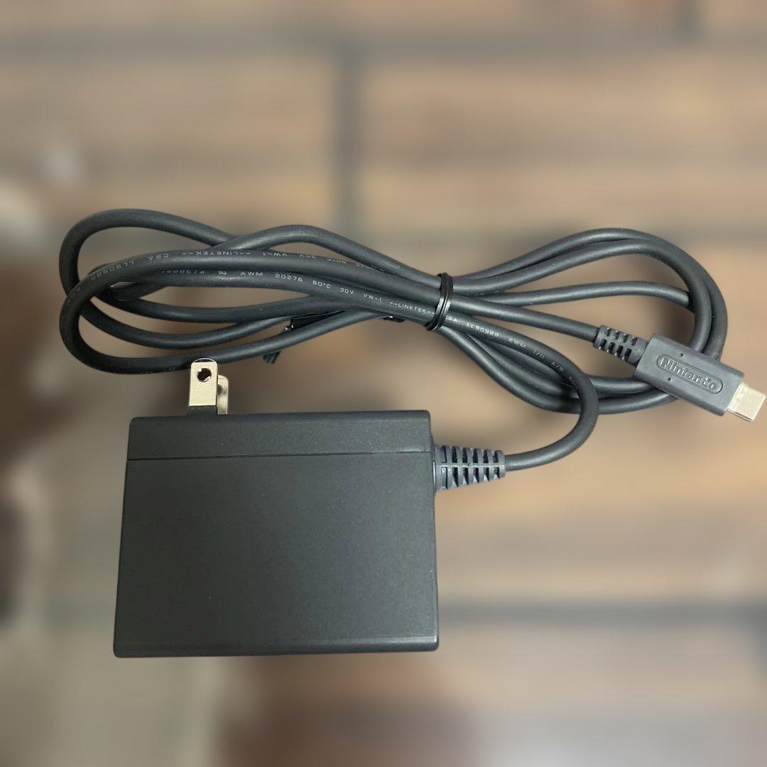 【美品】Nintendo Switch 本体 ＋付属品一式 箱無し