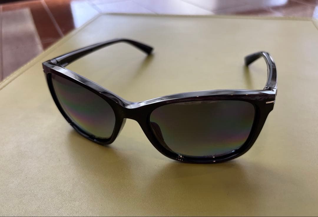 【美品】　オークリー　OO9232（OAKLEY）