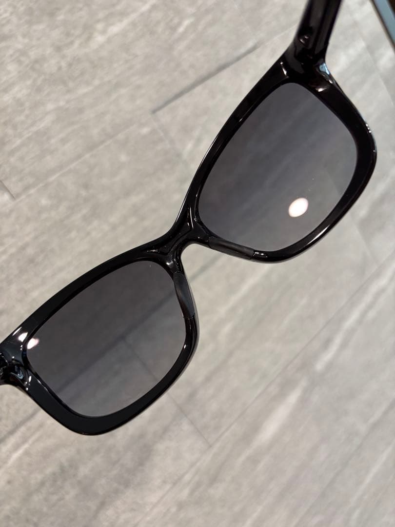 【美品】　オークリー　OO9232（OAKLEY）