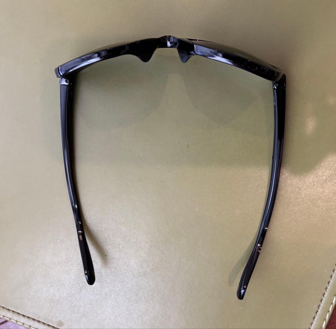 【美品】　オークリー　OO9232（OAKLEY）
