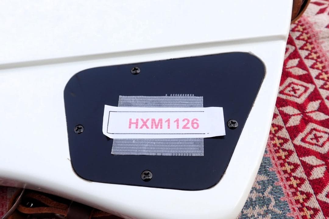 hxm1126 エレキベース Epiphone Thunderbird ホワイト