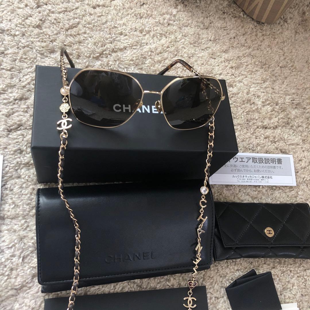 専用！　三毛猫屋♡*°様用　CHANEL チェーン付きサングラス　2022