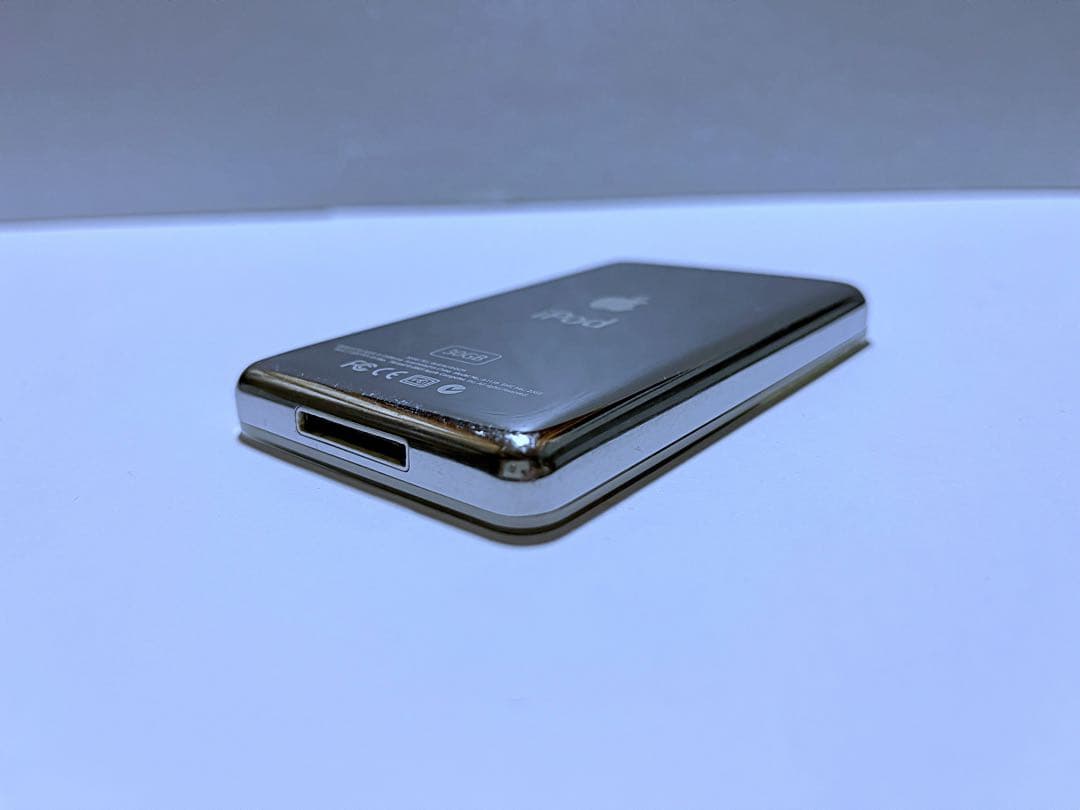 iPod classic 30GB 第5世代 A1136 ホワイト アイポッド