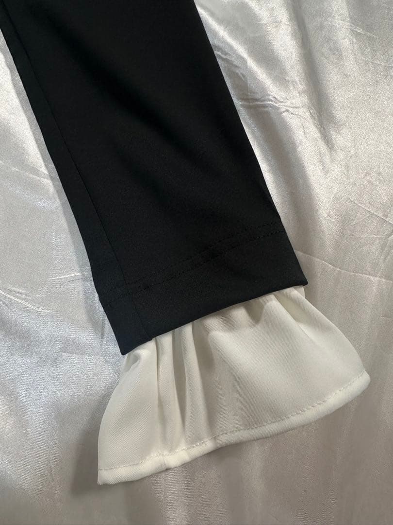 新品　EmiriaWiz エミリアウィズ　スタッズカラーフレアワンピース