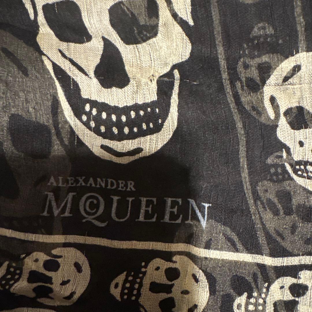 ALEXANDER McQUEEN スカル柄ストール