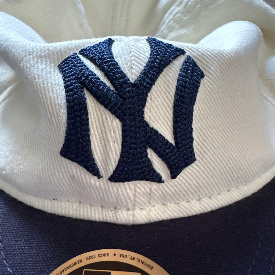 G*s様 NY ヤンキースキャップ レトロクラウン 9FIFTY MoMA Ed
