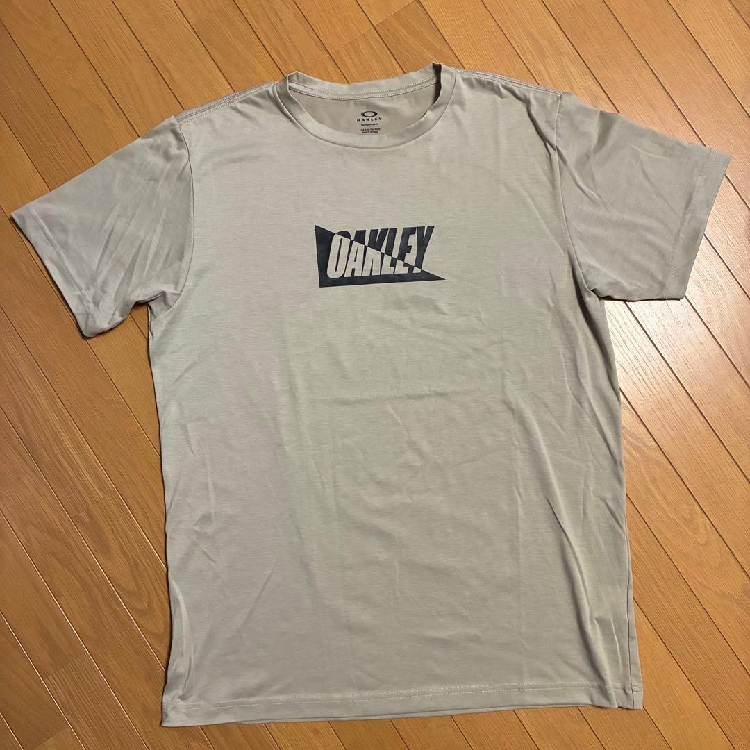 Oakley Tシャツセット5枚　値下げ中
