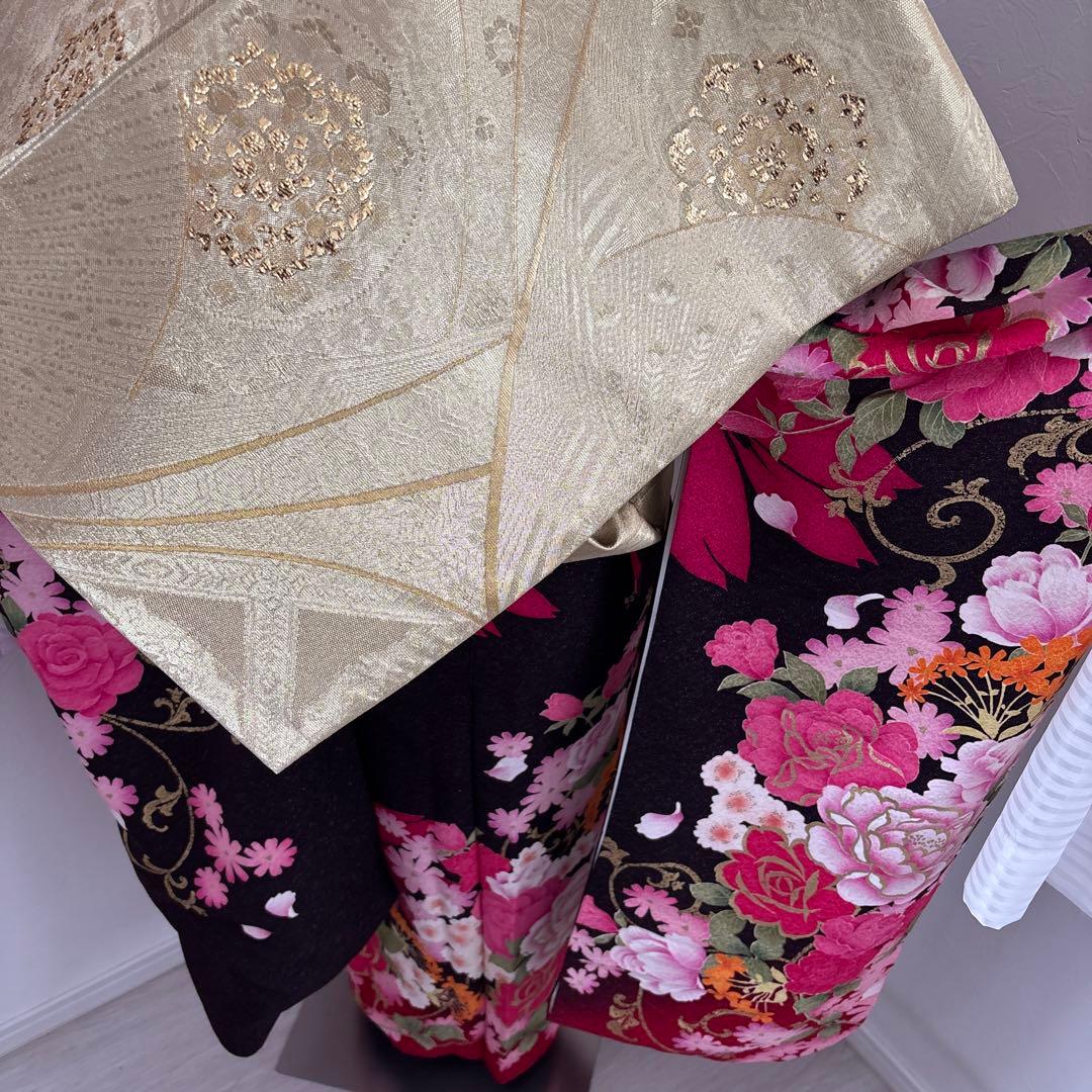 新品 豪華正絹振袖フルセット　薔薇 大輪 ラメ加工 刺繍 姫　成人式に！！
