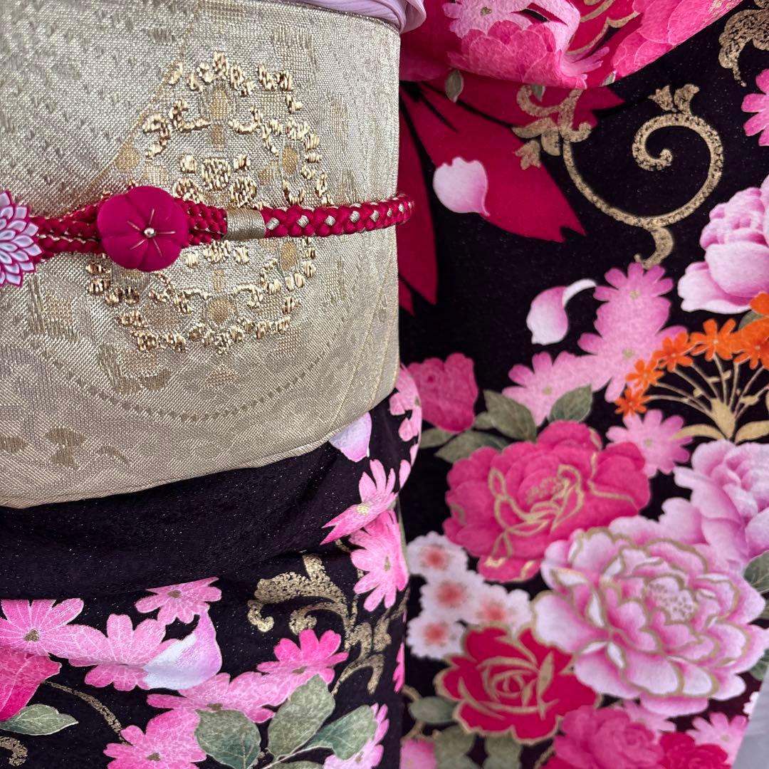 新品 豪華正絹振袖フルセット　薔薇 大輪 ラメ加工 刺繍 姫　成人式に！！