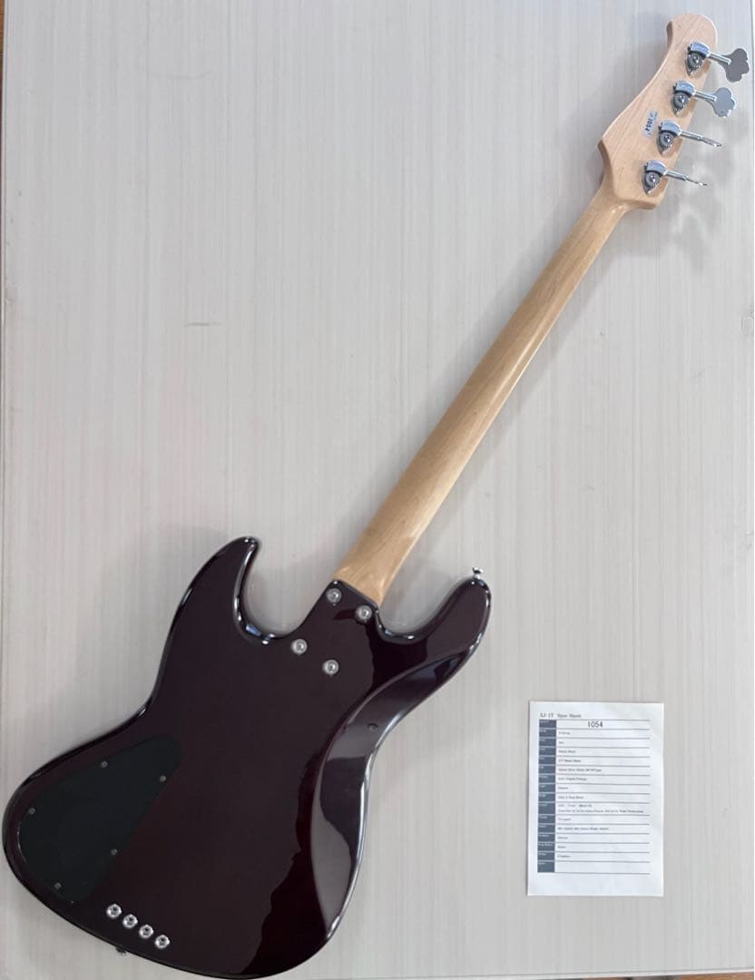 ベース Xotic XJ-1T 4st Ash/M Wallnut