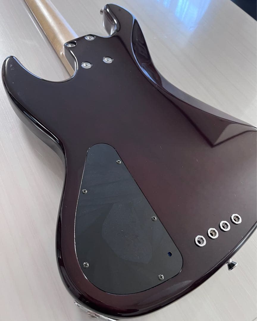 ベース Xotic XJ-1T 4st Ash/M Wallnut
