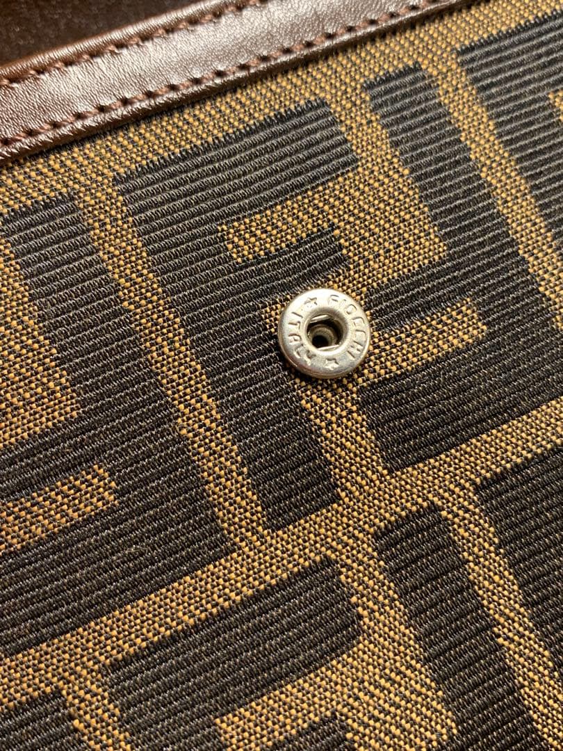 【新品未使用】FENDI ズッカ柄　三つ折り財布