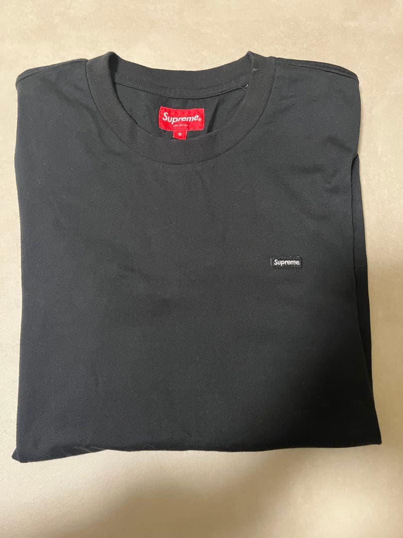 Supreme small logo T ブラック Tシャツ sサイズ