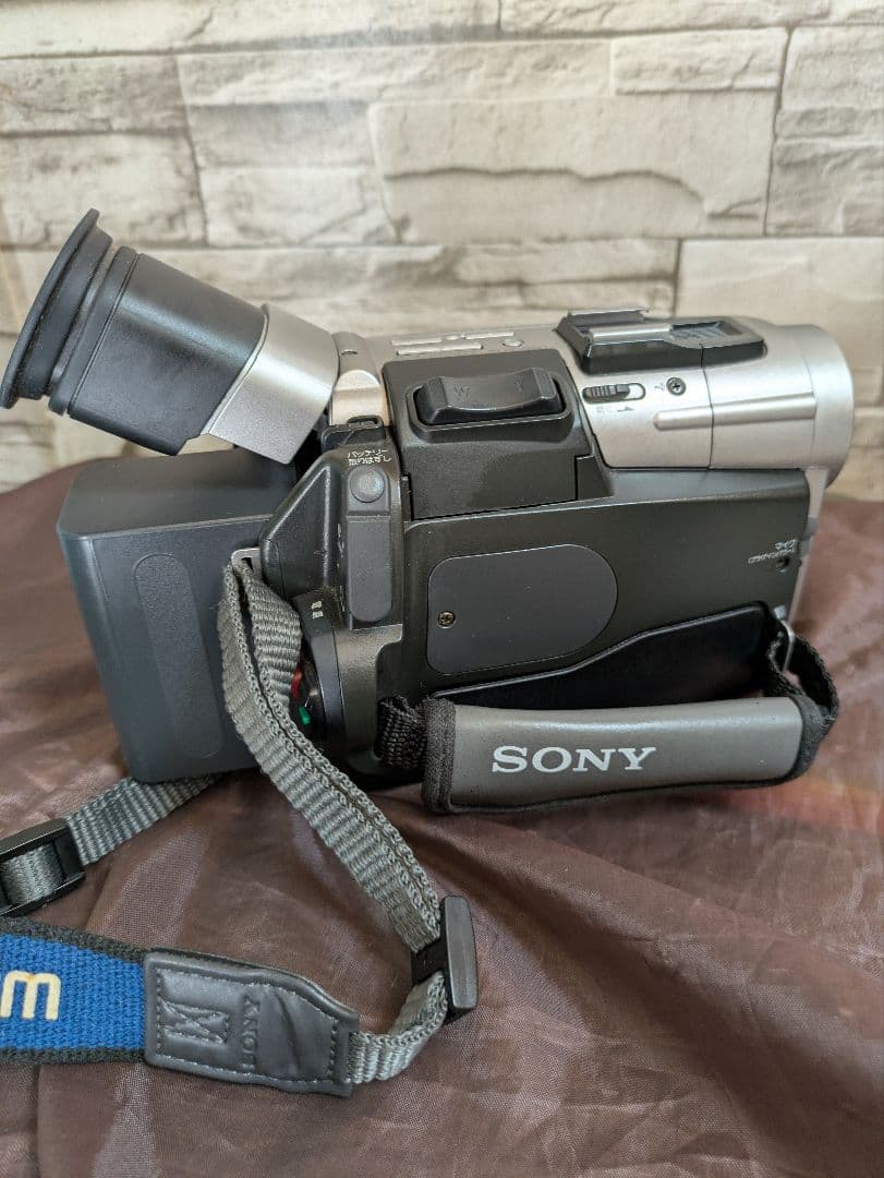 SONY Mini DV Handycam ビデオカメラ DCR−TRV7