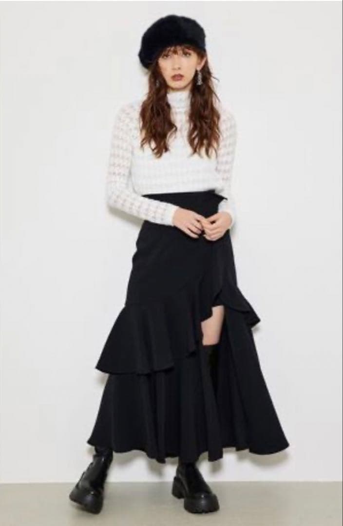 【極美品✨完売商品】riendaフリルスリットハイウエストスコートショートパンツ