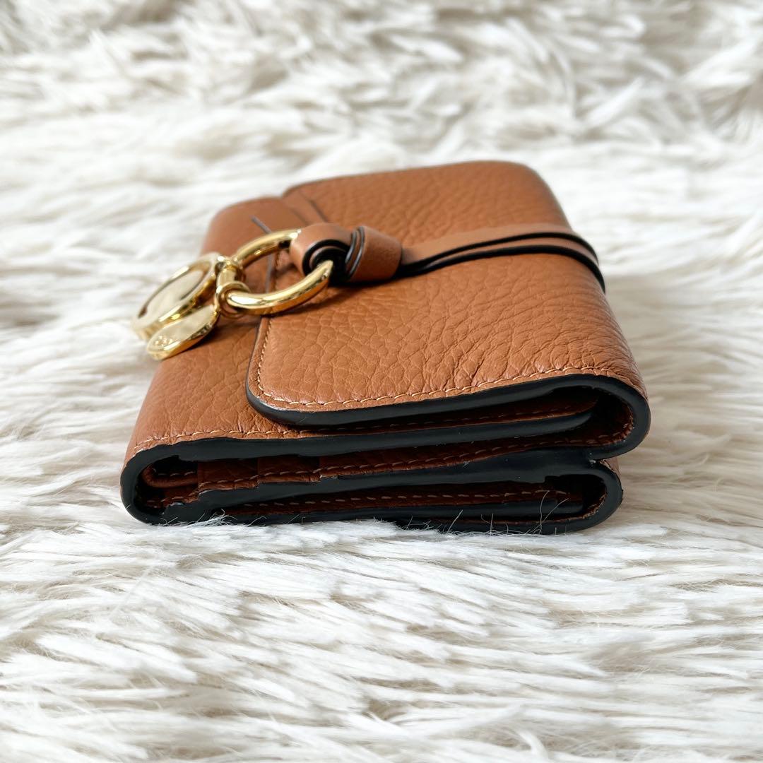 新品未使用✨　Chloe　Alphbet　アルファベット　三つ折り財布