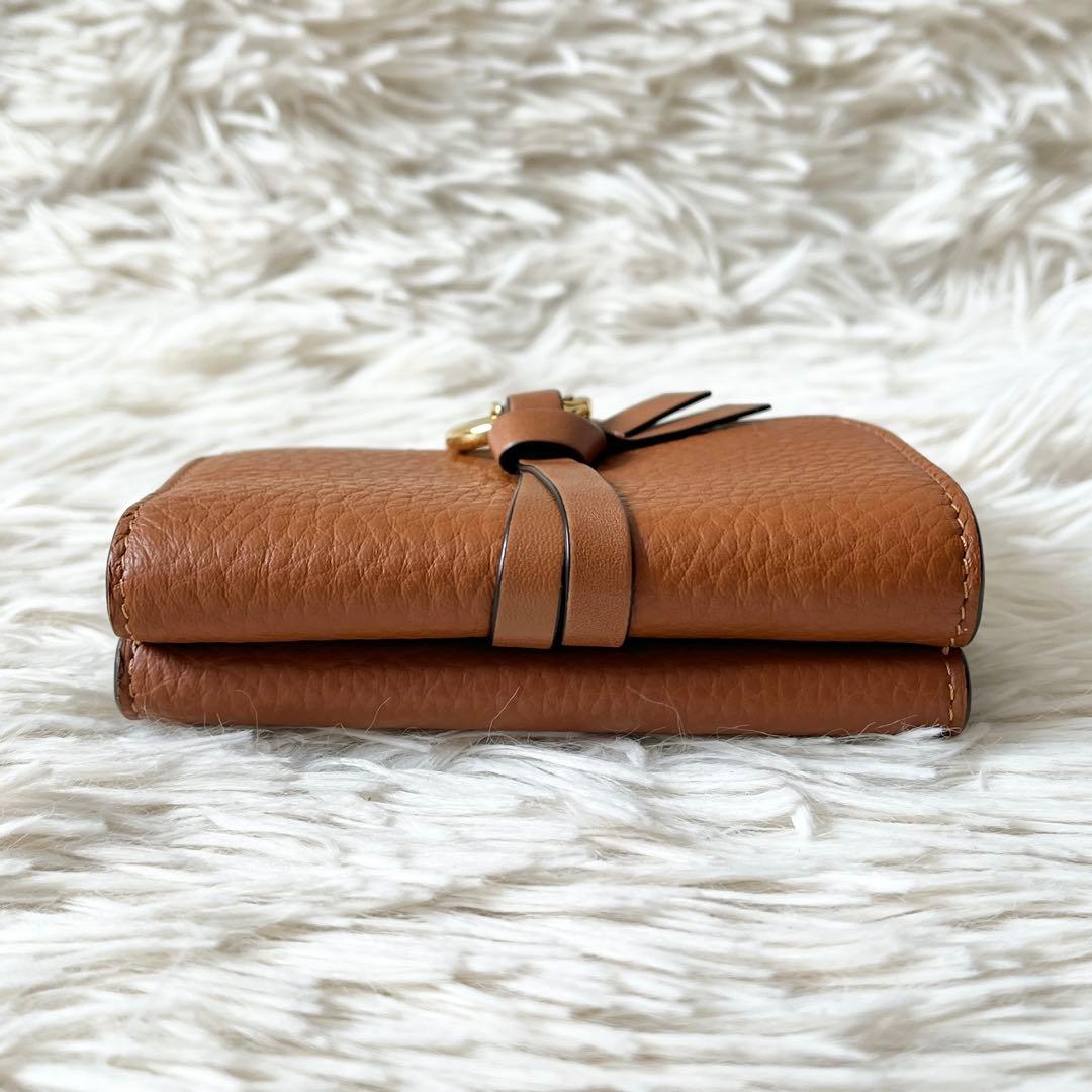 新品未使用✨　Chloe　Alphbet　アルファベット　三つ折り財布
