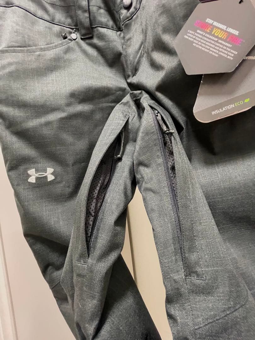 最終価格新品未使用SM Under Armour STORM スノーボウェア