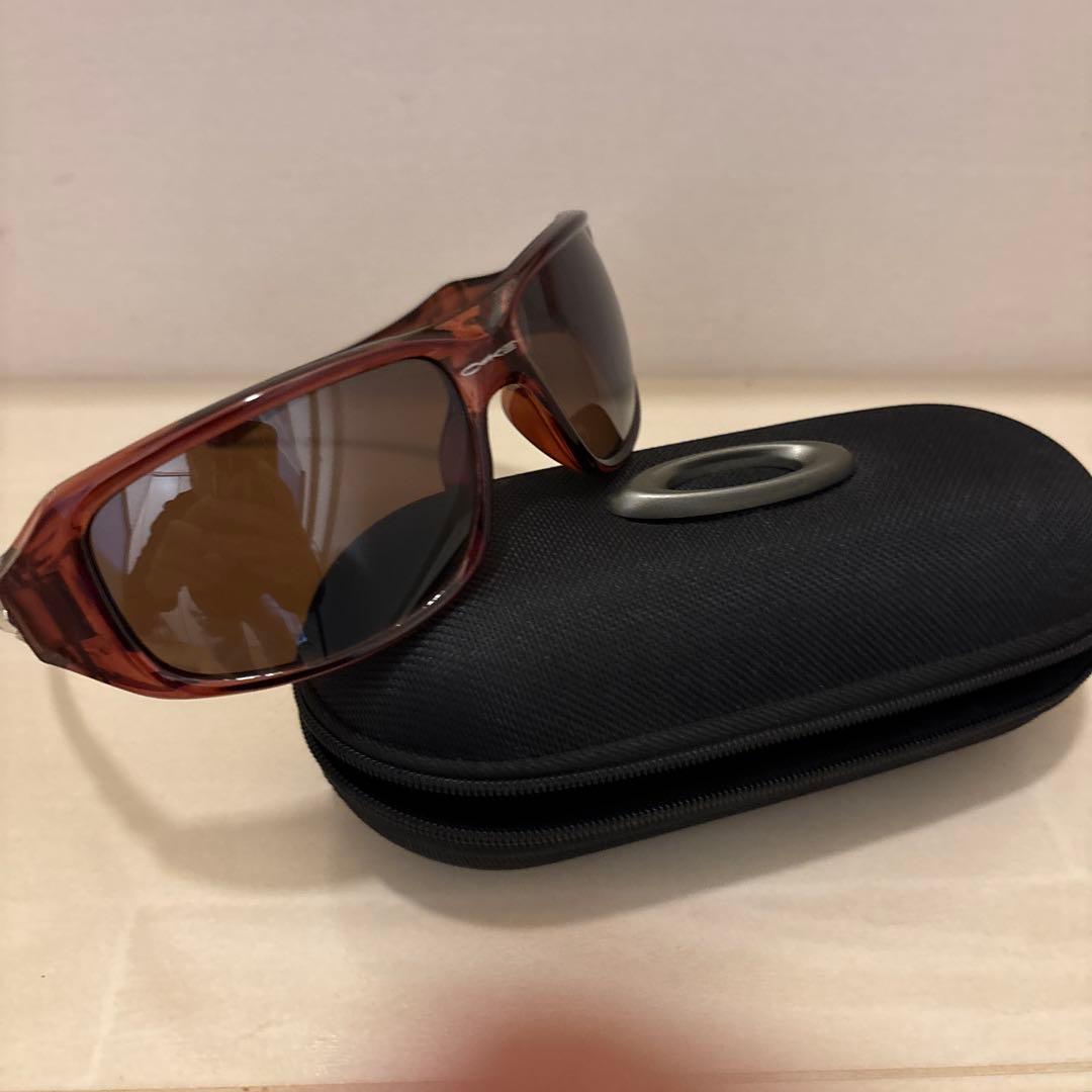 Oakley ブラウン サングラス ケース付き