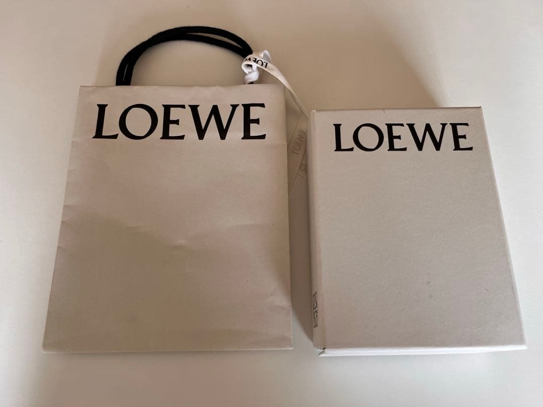 LOEWE 三つ折り財布　ブラック