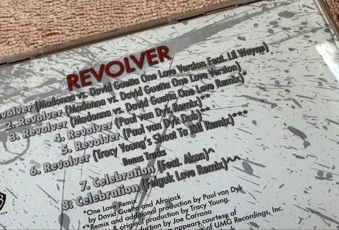 MADONNA『REVOLVER』