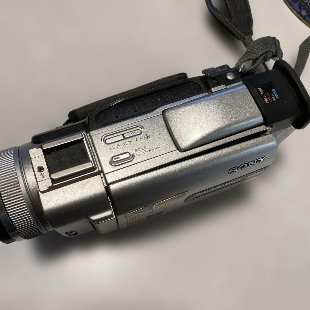 SONY miniDV HANDYCAM DCR-TRV20 ②
