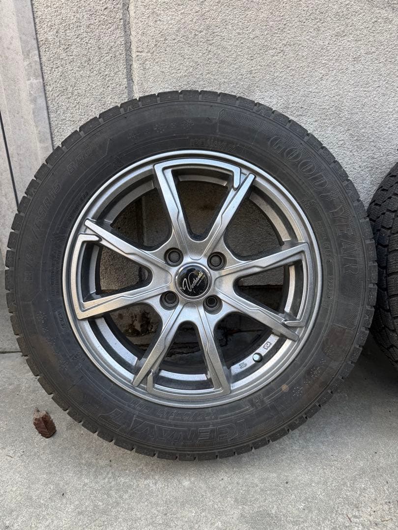 ひ*で様 ティーダ 185/65R15 2023年製 4本SET