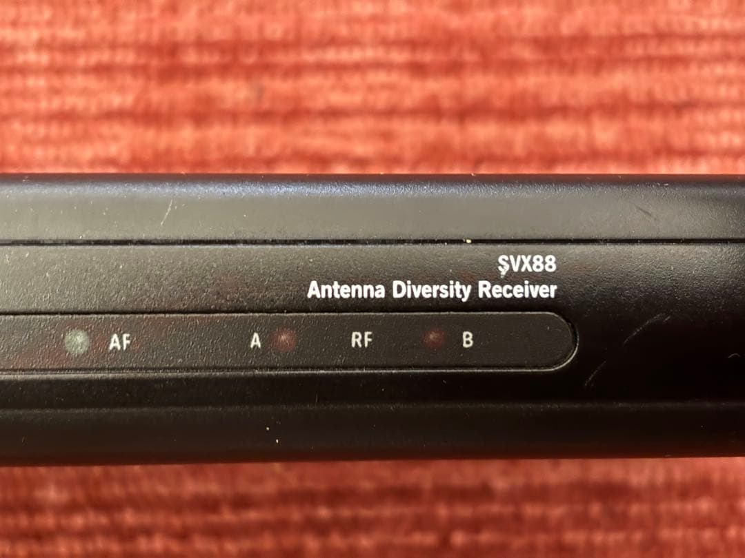 Shure SVX88 受信機