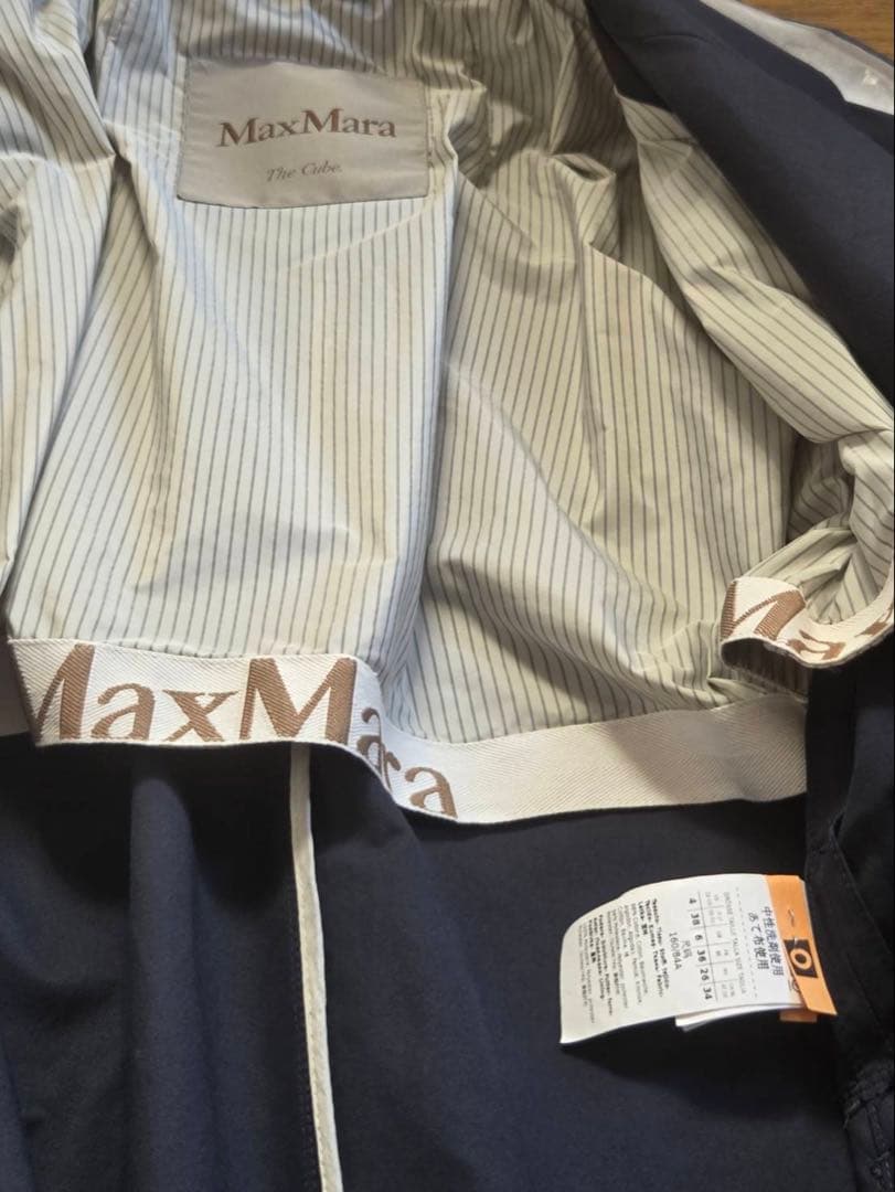 MaxMara TheCubeトレンチコート　春アウター