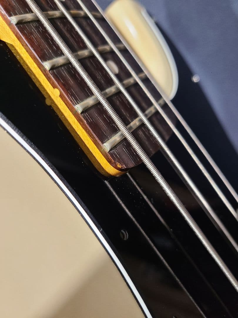 ベース Fender Japan PB70-70US OWH