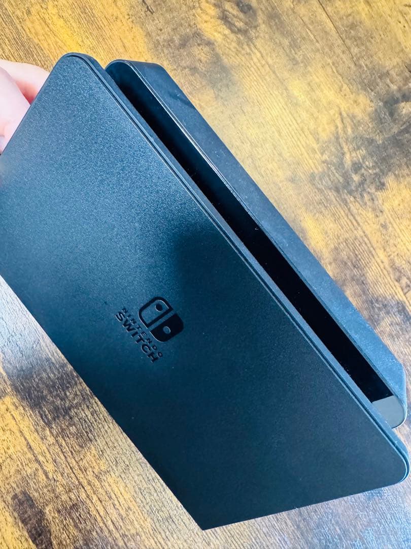 Nintendo Switch 本体 ドック付き　ケース付き