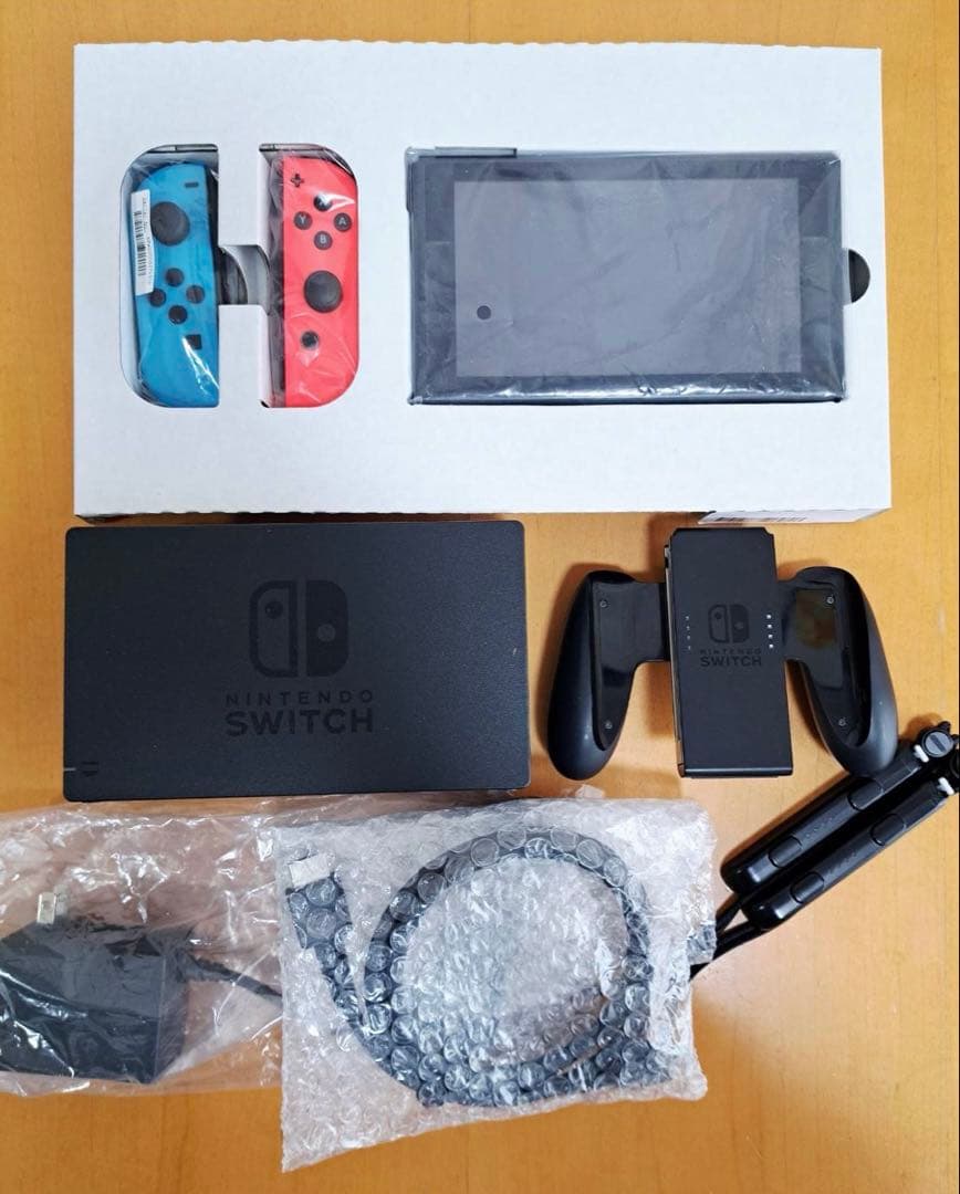 Nintendo Switch＋proコントローラー＋ハードケース付（全純正品）