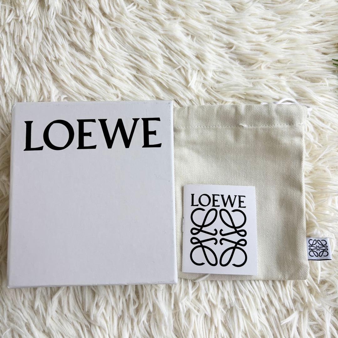 LOEWE バーティカルスモールトリフォールドウォレット アナグラム