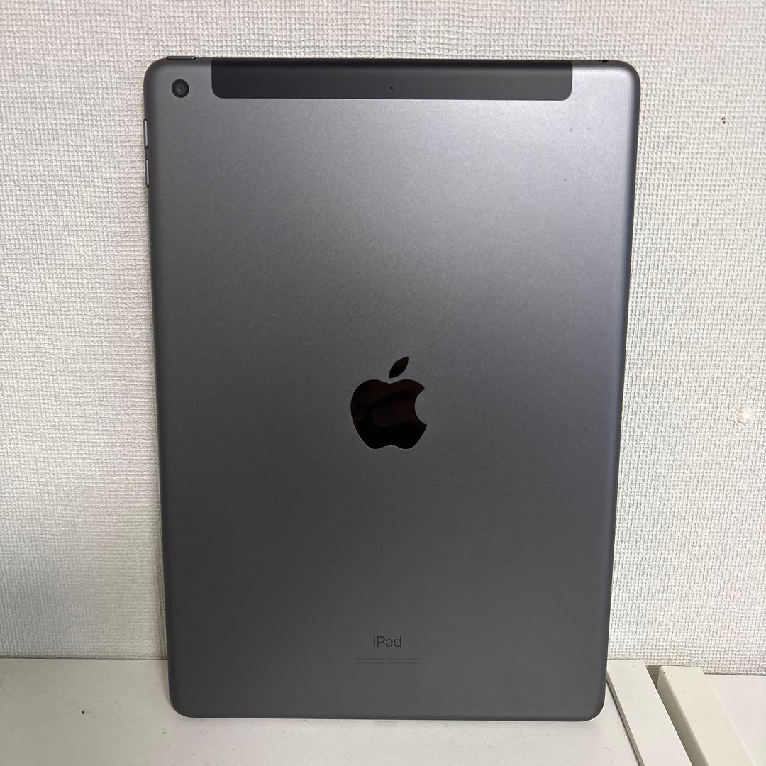 iPad 第7世代 32GB スペースグレー WiFi+Cellular