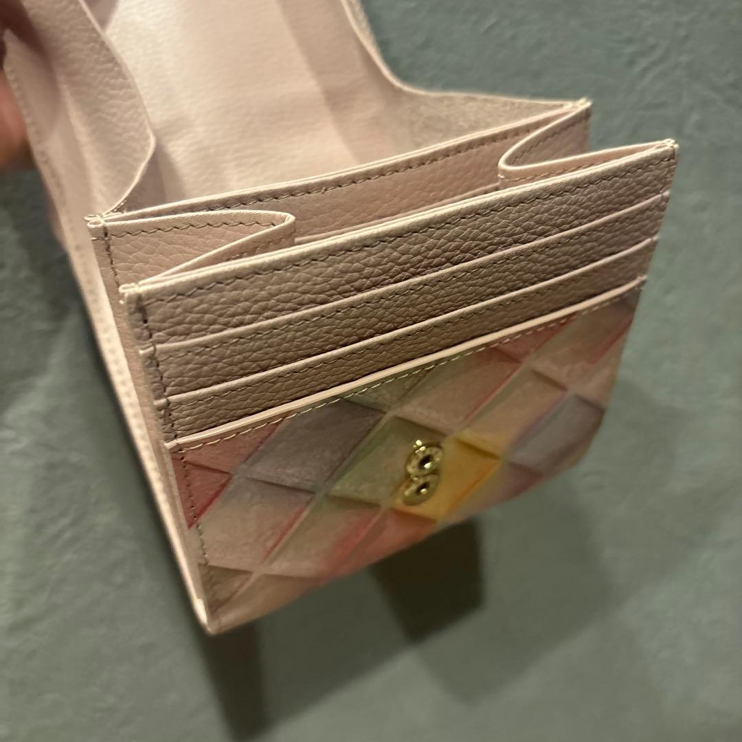 アタオ　ブロックパーティー　シャングリラピンク　夢かわ　ロトロ　ヴィトロ　財布