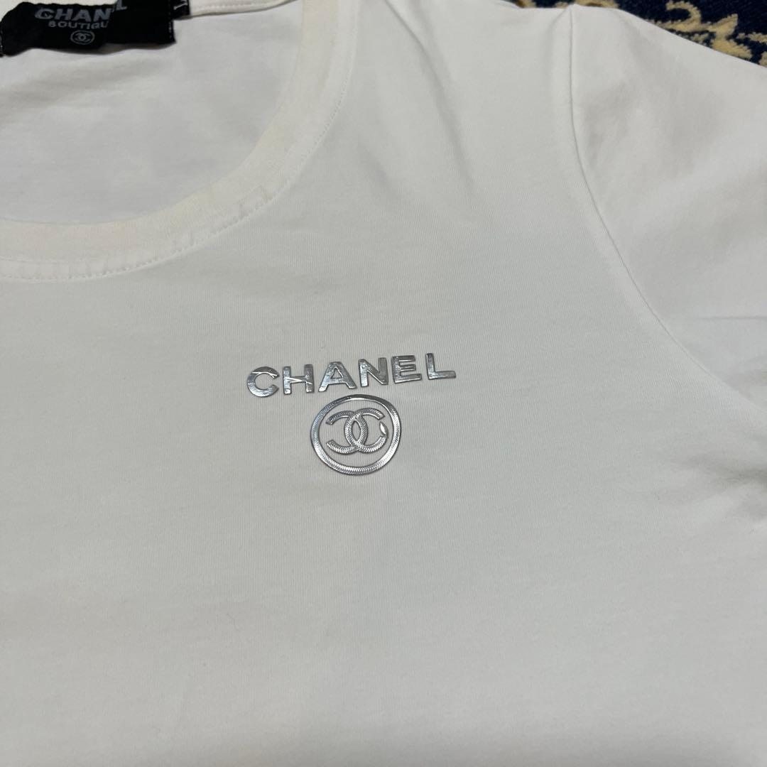 【美品】 CHANELレディース半袖Tシャツ Lサイズ
