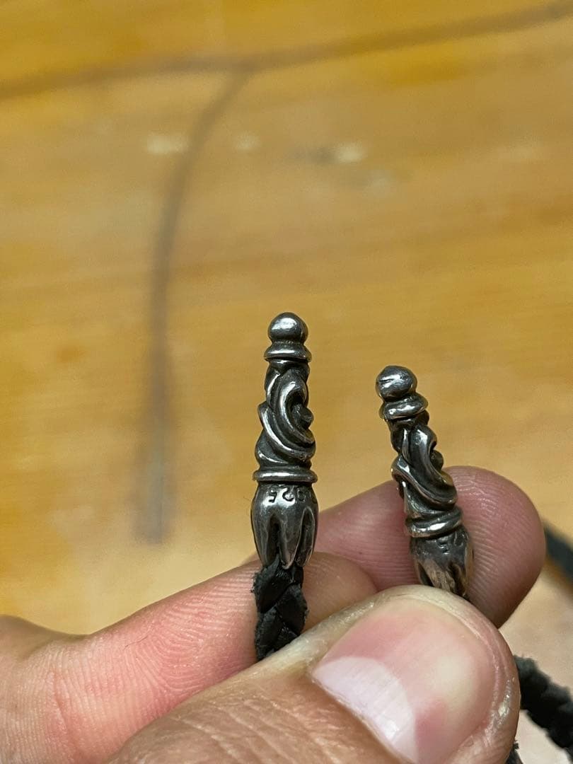 レザーブレイド スクロール チップ 紐のみ　クロムハーツ
