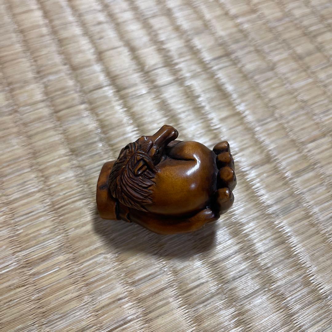根付　馬　在銘　玉山