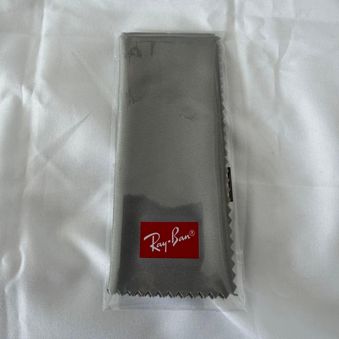 【新品未使用品】　レイバン RB4392D 601/87 ブラック 66