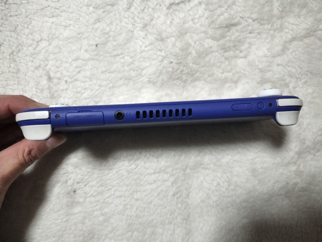 動作品Nintendo Switch Lite ブルー良品肉球カバーつき