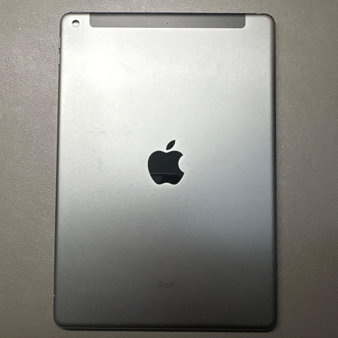 8*0様 Apple iPad 第7世代 32GB