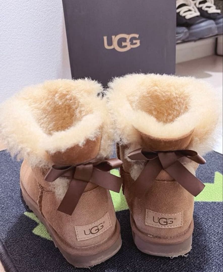 UGG ムートンブーツ リボン 24cm