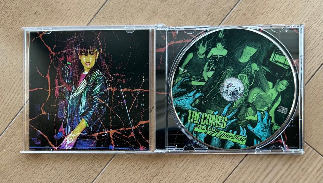 THE COMES Ballroom Of The Living Deadカムズ