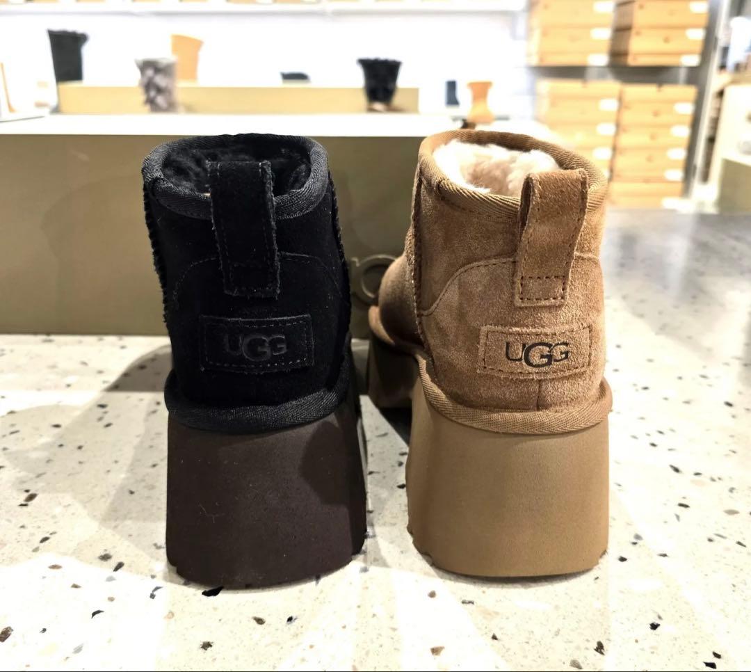 UGG ムートンブーツ ベージュ ブラック