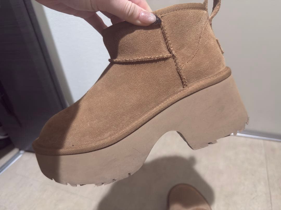 UGG ムートンブーツ ベージュ ブラック
