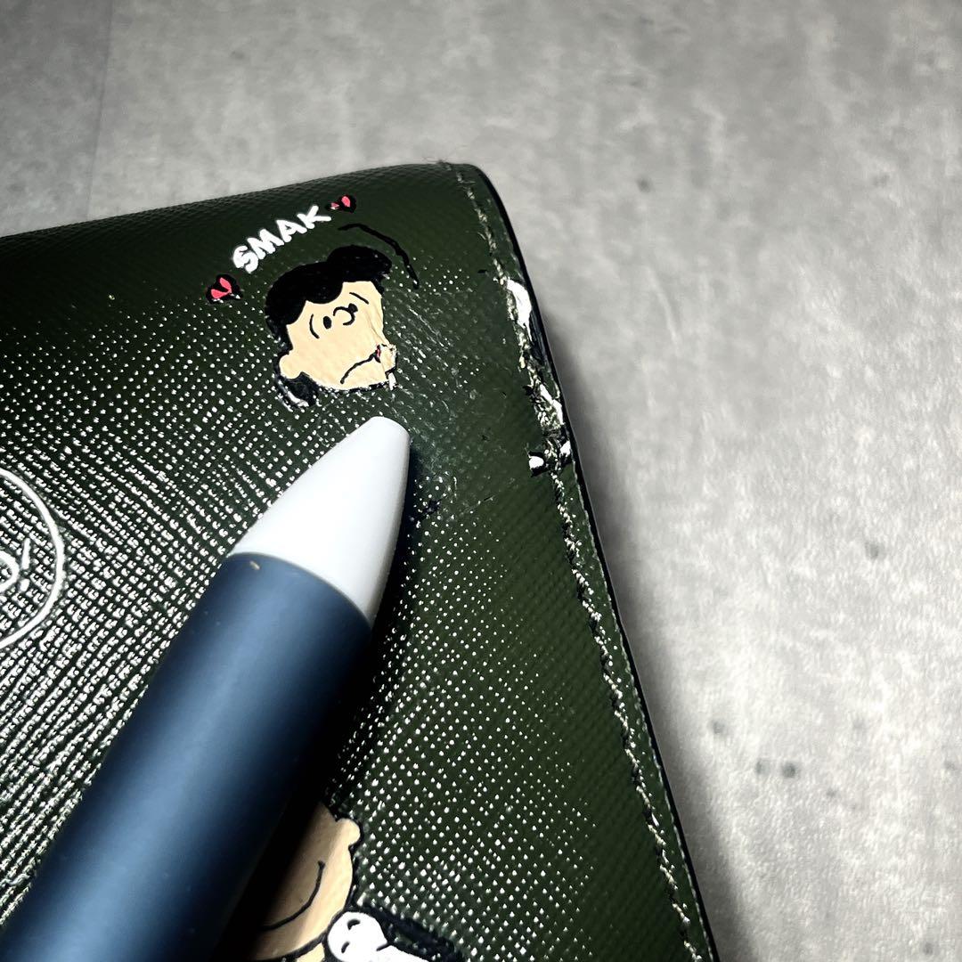 マークジェイコブス　スヌーピー✖️ピーナッツ　二つ折り財布　スナップショット