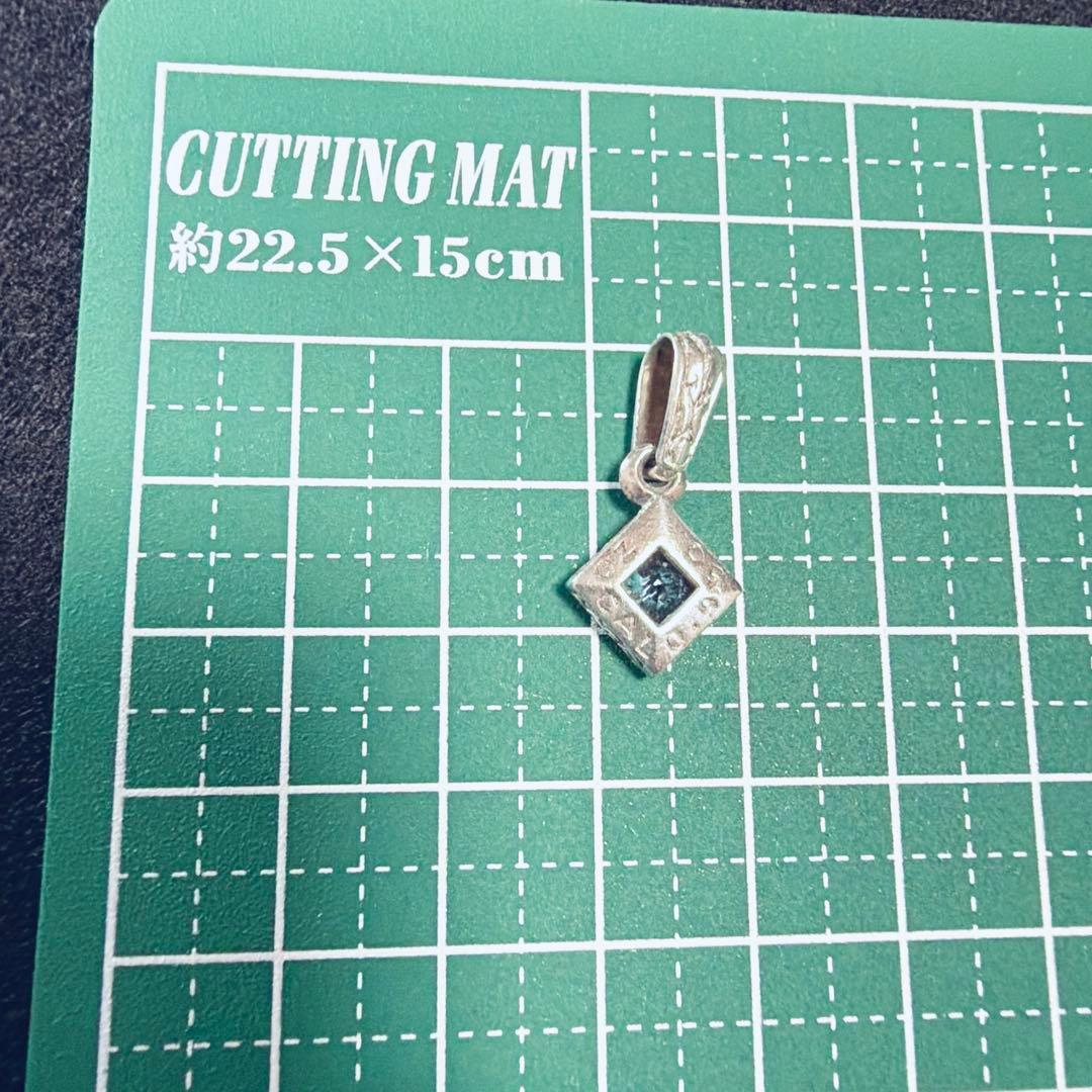 ZOCALOネックレストップのシルバーアクセサリー