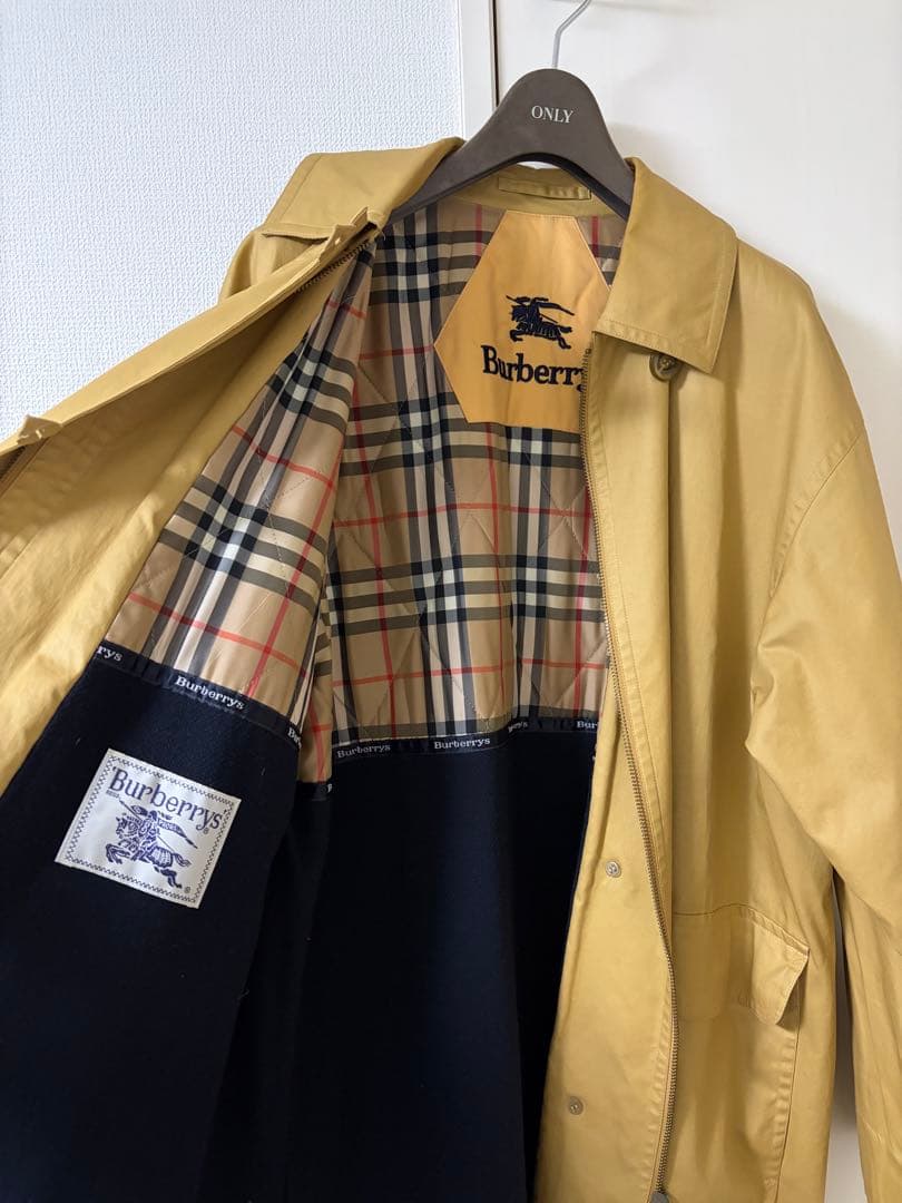 Burberrys 白タグ ミドル丈ジップアップコート バーバリープローサム